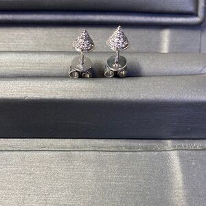 Sydney Evan 14K bullet Stud Earrings